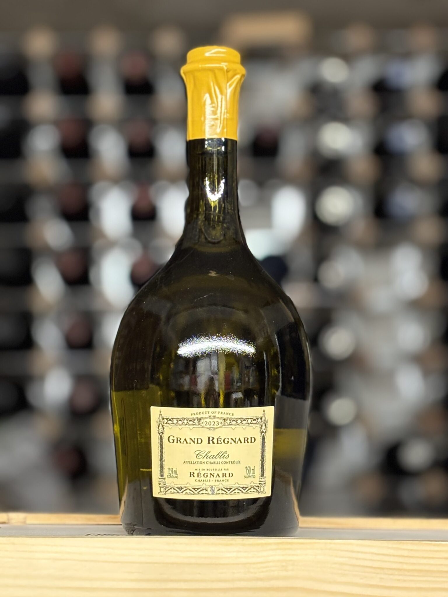 Bottle of Grand Regnard Chablis 2023, Burgundy, Bowland Forest Vintners